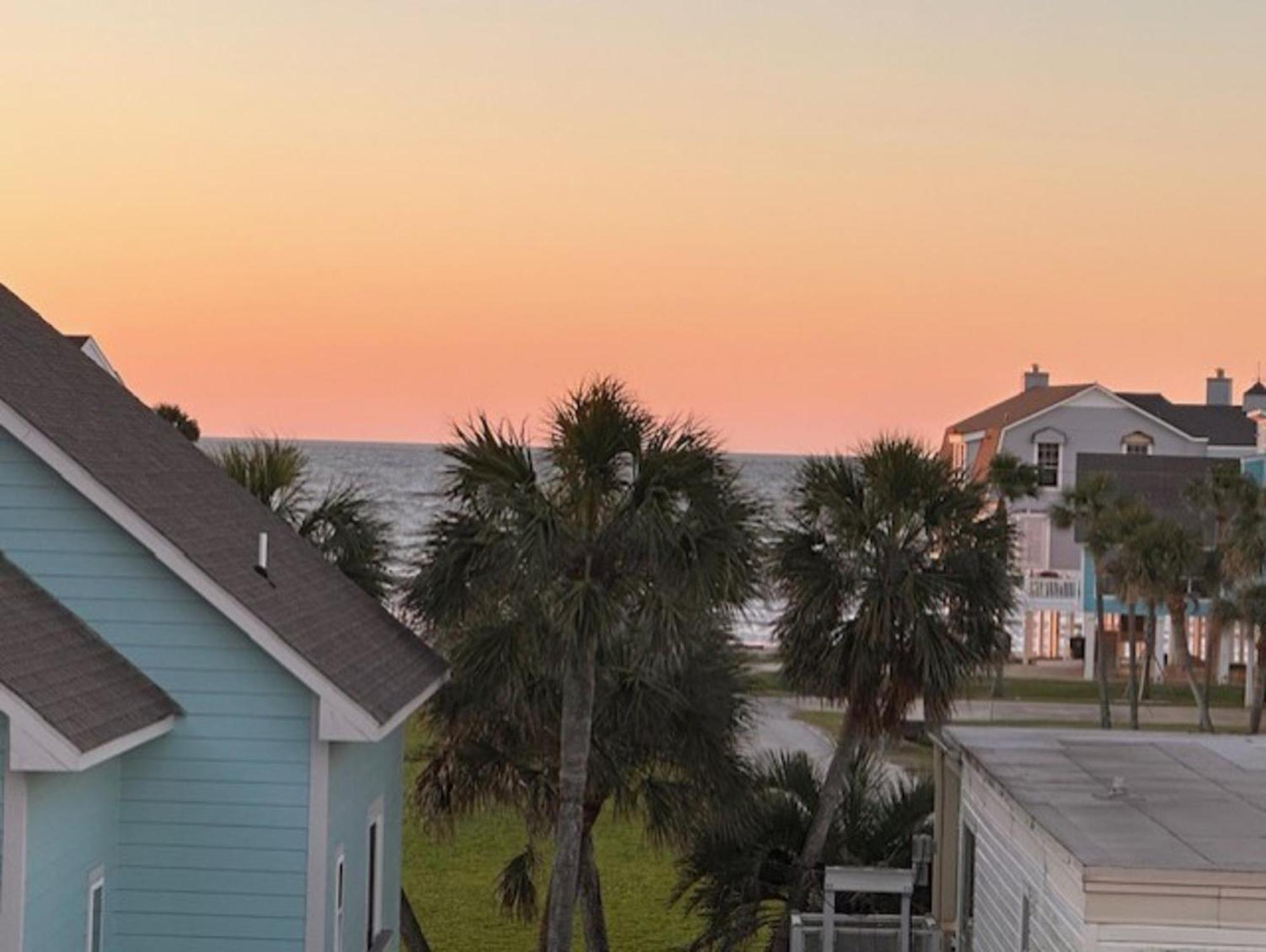 Villa Mojo Dojo Beach Casa à Galveston Extérieur photo